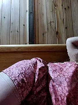 Snapshot of phungtiti chatting on 07/19/26, 01:47 phungtiti online show from 07/19/26, 01:47