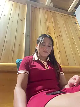 Snapshot of phungtiti chatting on 11/09/25, 05:39 phungtiti online show from 11/09/25, 05:39