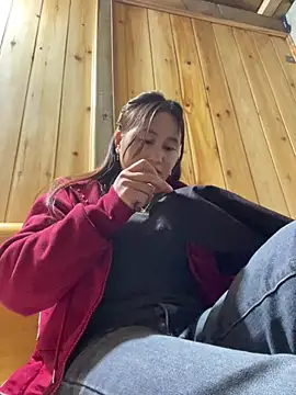 phungtiti online show from 03/04/26, 08:33