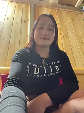 phungtiti online show from 02/15/26, 01:21