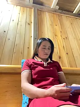 Snapshot of phungtiti chatting on 10/29/25, 10:52 phungtiti online show from 10/29/25, 10:52