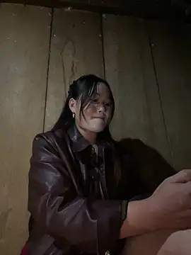 phungtiti online show from 12/21/25, 01:02