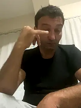 Snapshot of abs1088 chatting on 10/02/25, 07:39 abs1088 online show from 10/02/25, 07:39