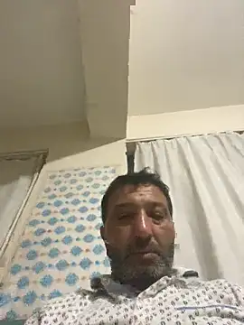 Snapshot of abs1088 chatting on 09/21/25, 12:27 abs1088 online show from 09/21/25, 12:27