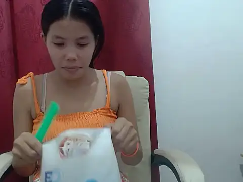 Joys Wet Pussy online show from 10/28/25, 01:43