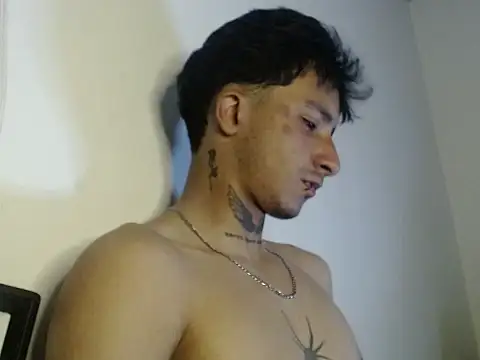 Snapshot of derek_devil24 chatting on 03/26/26, 11:13 derek devil24 online show from 03/26/26, 11:13