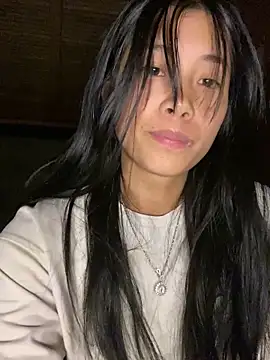 Snapshot of EmLy02 chatting on 10/16/25, 02:03 EmLy02 online show from 10/16/25, 02:03