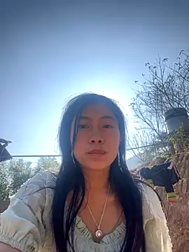 Snapshot of EmLy02 chatting on 12/01/25, 07:31 EmLy02 online show from 12/01/25, 07:31