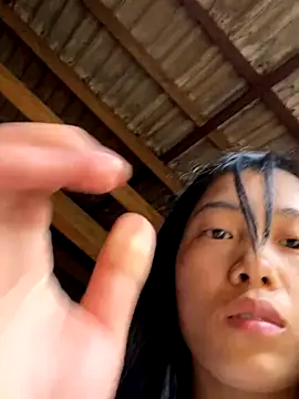 Snapshot of EmLy02 chatting on 09/26/25, 03:57 EmLy02 online show from 09/26/25, 03:57