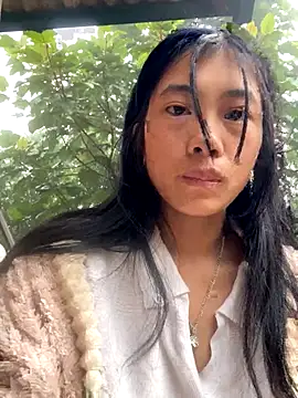 Snapshot of EmLy02 chatting on 11/08/25, 11:52 EmLy02 online show from 11/08/25, 11:52