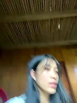 Snapshot of EmLy02 chatting on 10/02/25, 09:12 EmLy02 online show from 10/02/25, 09:12