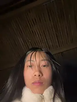 Snapshot of EmLy02 chatting on 03/09/26, 11:14 EmLy02 online show from 03/09/26, 11:14