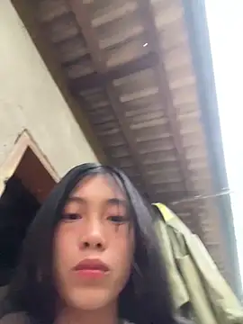 Snapshot of EmLy02 chatting on 03/11/26, 10:42 EmLy02 online show from 03/11/26, 10:42