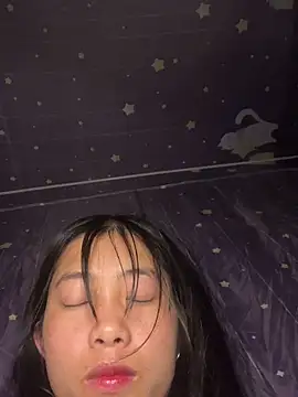 Snapshot of EmLy02 chatting on 03/23/26, 02:33 EmLy02 online show from 03/23/26, 02:33