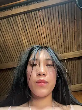 Snapshot of EmLy02 chatting on 04/09/26, 02:57 EmLy02 online show from 04/09/26, 02:57