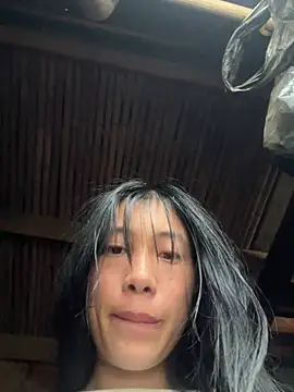 Snapshot of EmLy02 chatting on 03/12/26, 02:17 EmLy02 online show from 03/12/26, 02:17