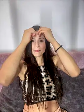 Snapshot of VioletaLorette chatting on 09/18/25, 02:47 VioletaLorette online show from 09/18/25, 02:47