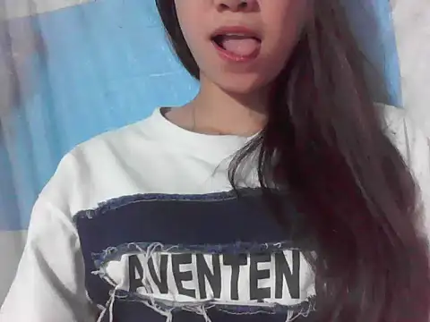 fanchunn online show from 10/15/25, 02:25