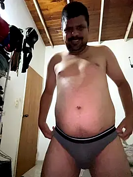 Snapshot of Diabloproducciones chatting on 10/22/25, 12:54 Diabloproducciones online show from 10/22/25, 12:54