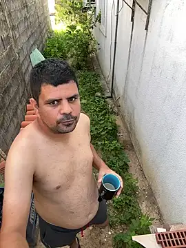 Snapshot of Diabloproducciones chatting on 09/11/25, 12:05 Diabloproducciones online show from 09/11/25, 12:05