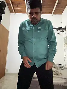 Snapshot of Diabloproducciones chatting on 11/10/25, 11:43 Diabloproducciones online show from 11/10/25, 11:43