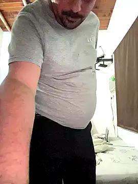 Snapshot of Diabloproducciones chatting on 12/14/25, 06:13 Diabloproducciones online show from 12/14/25, 06:13