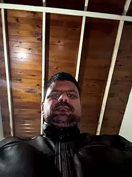 Snapshot of Diabloproducciones chatting on 10/21/25, 12:43 Diabloproducciones online show from 10/21/25, 12:43