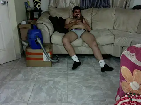 Snapshot of Diabloproducciones chatting on 09/28/25, 01:45 Diabloproducciones online show from 09/28/25, 01:45