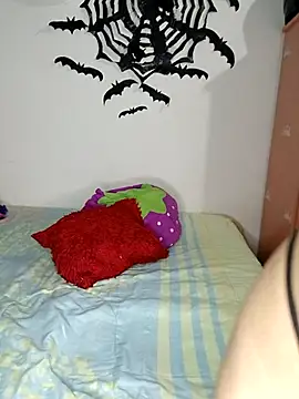Emily  Hott online show from 10/08/25, 02:35