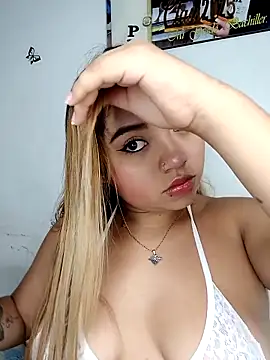 Emily  Hott online show from 05/03/26, 12:16