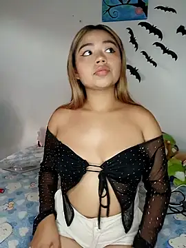 Emily  Hott online show from 10/26/25, 10:10