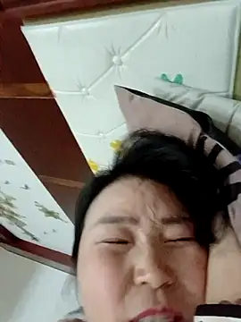 lingling5200 online show from 12/02/25, 01:35