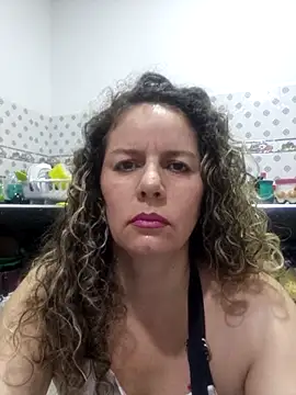 Snapshot of Nina_vallon chatting on 09/22/25, 10:43 Nina vallon online show from 09/22/25, 10:43