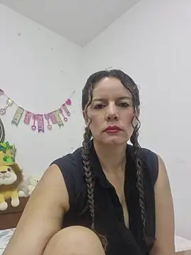 Nina vallon online show from 04/29/26, 10:30