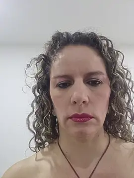 Nina vallon online show from 05/07/26, 12:30