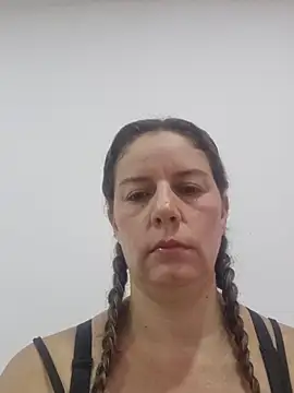 Nina vallon online show from 03/04/26, 12:46