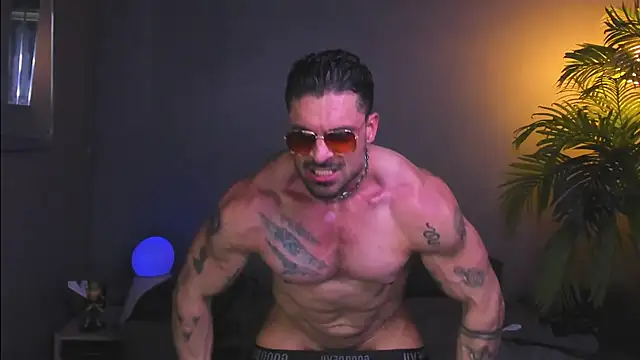 Snapshot of dennis_cox1 chatting on 11/30/25, 11:44 dennis cox1 online show from 11/30/25, 11:44