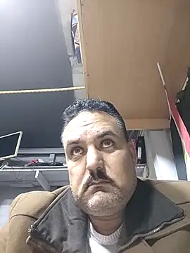 mM0140 online show from 12/15/25, 03:51