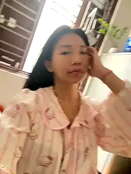 Miumieu online show from 11/08/25, 05:22