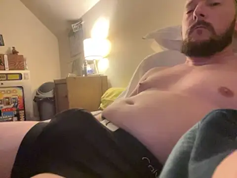 AZOPMOB18999 online show from 11/12/25, 08:56