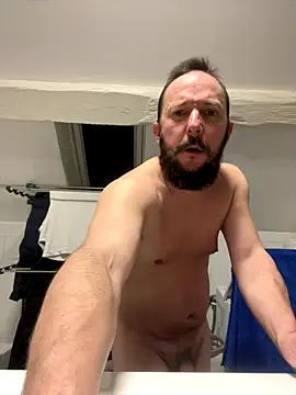 AZOPMOB18999 online show from 12/18/25, 07:18