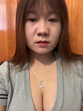 qinejr37 online show from 12/21/25, 03:19