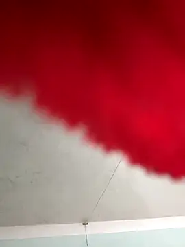 qinejr37 online show from 11/28/25, 05:18