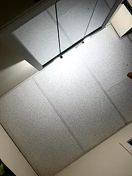 Kingstrokezxx online show from 12/02/25, 12:33