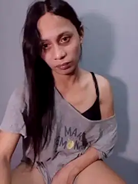 missruffa online show from 11/28/25, 02:45