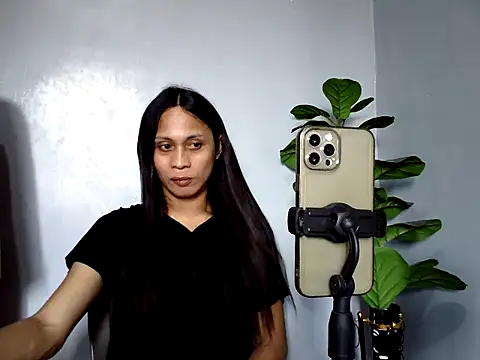 missruffa online show from 09/23/25, 05:03