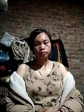   Ngoc20   online show from 12/18/25, 01:04