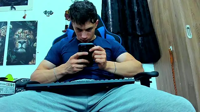 Snapshot of javiersexymann chatting on 03/19/25, 06:12 javiersexymann online show from 03/19/25, 06:12