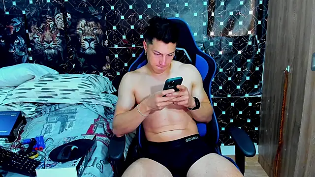 javiersexymann online show from 02/07/26, 04:15