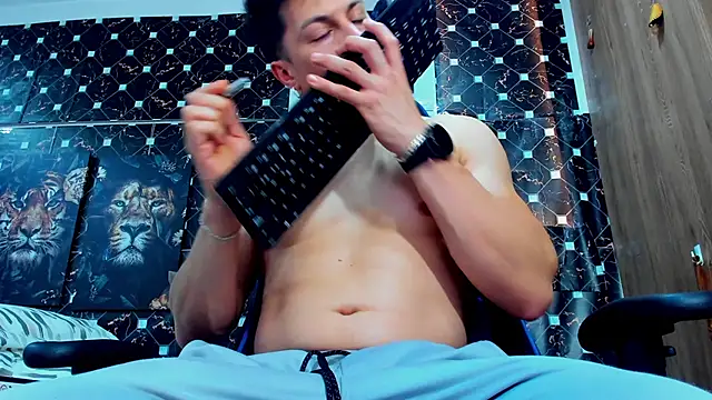 javiersexymann online show from 02/18/26, 07:43